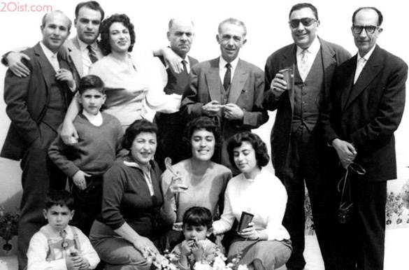 Beschreibung: khaleghi-banan-family-20is.jpg
